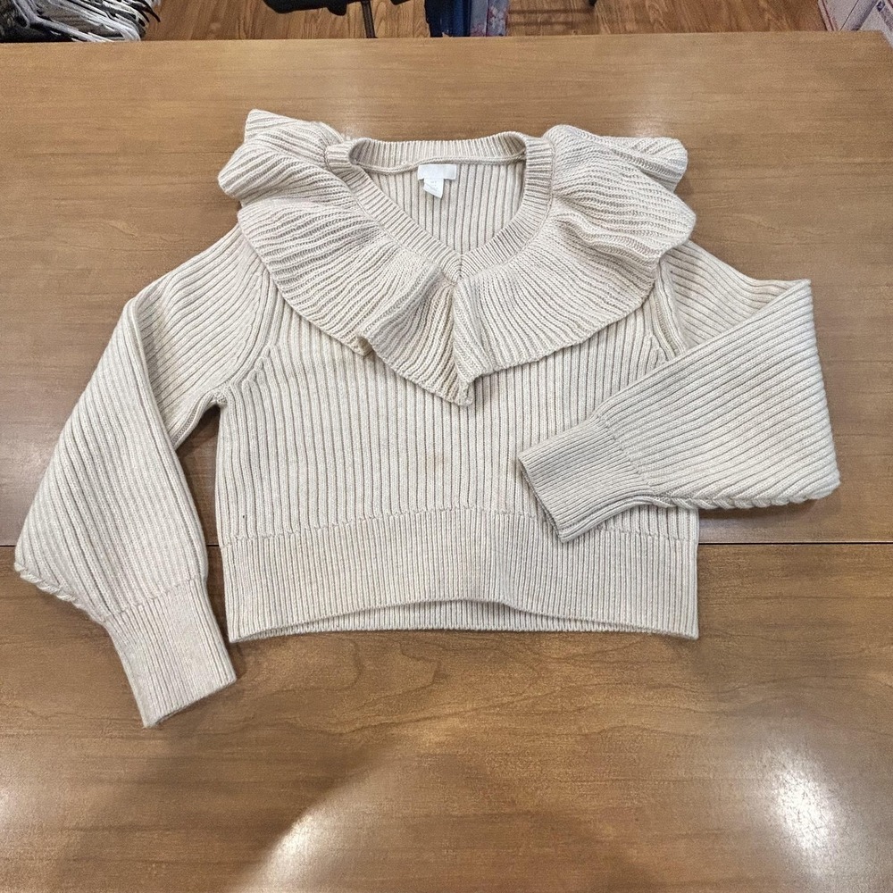 H&M Sweater Womens Small Beige Ruffle V‎ Neck Ribbed Knit Pullover Top Cropped